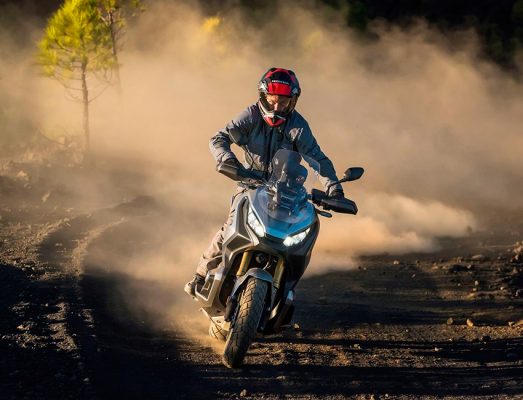 X-ADV750-3-523x400